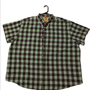 Men a big and Tall 4XL used good condition, no pet, non smoker